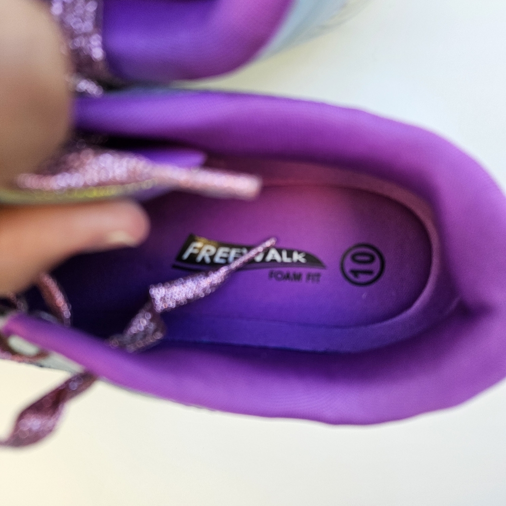 Women's Size 10 Glitter Iridescent Sneakers - Picture 6 of 6